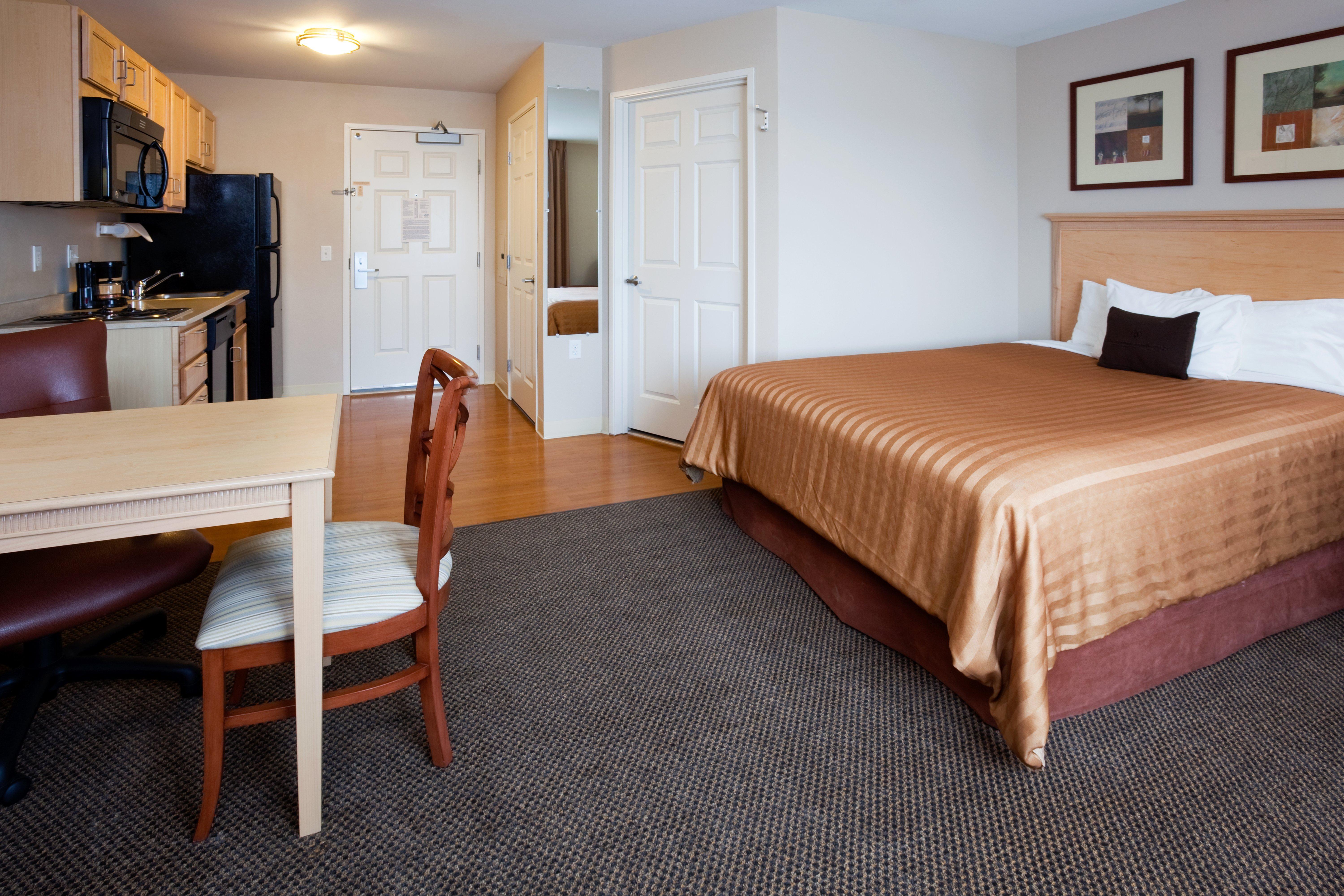Candlewood Suites Milwaukee Brown Deer, An Ihg Hotel Ngoại thất bức ảnh