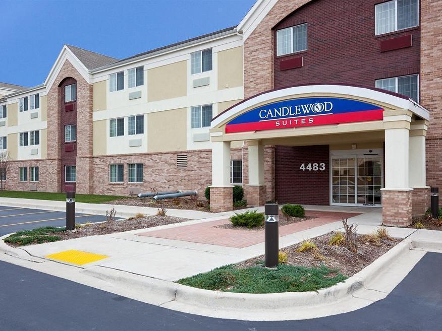 Candlewood Suites Milwaukee Brown Deer, An Ihg Hotel Ngoại thất bức ảnh