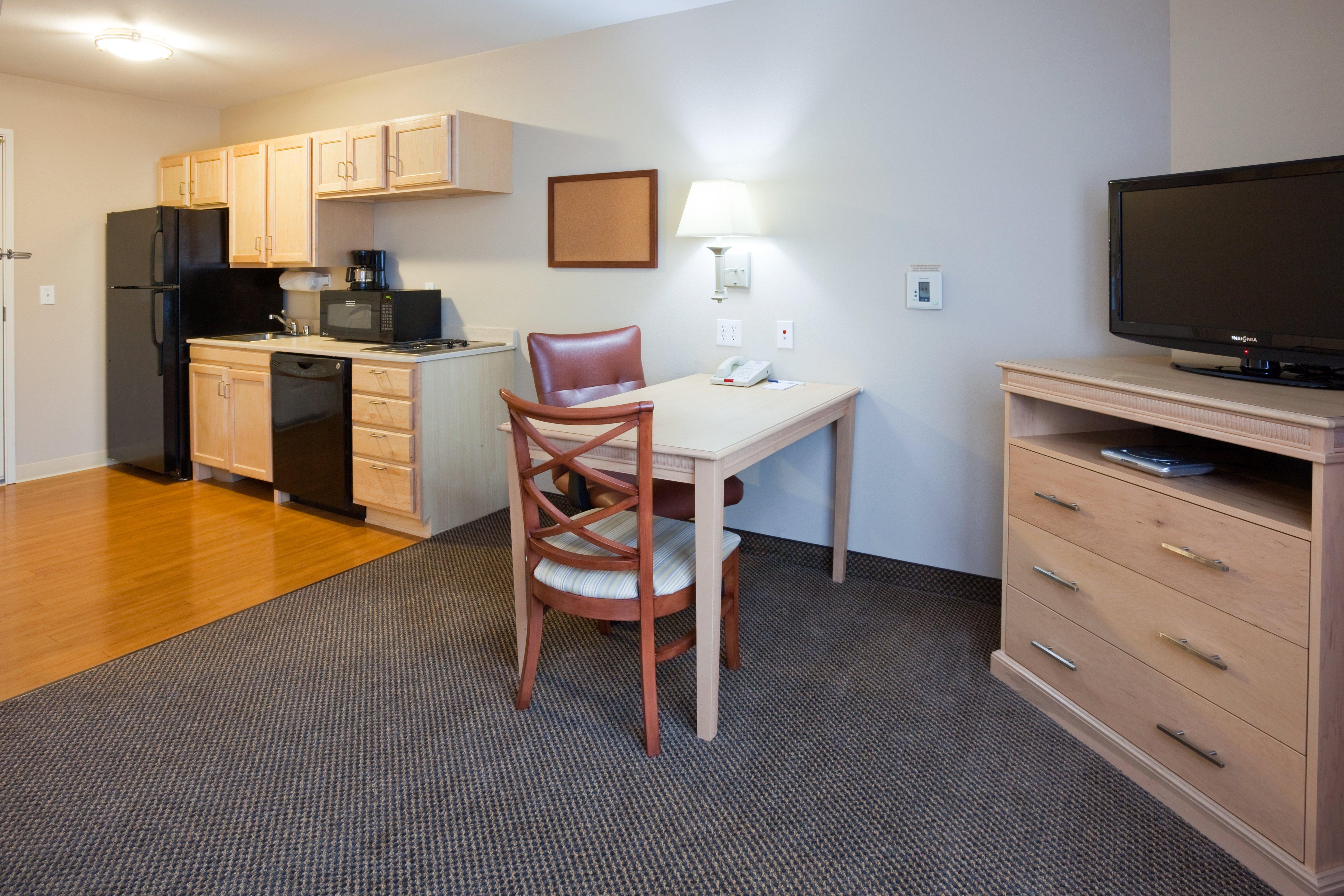 Candlewood Suites Milwaukee Brown Deer, An Ihg Hotel Ngoại thất bức ảnh