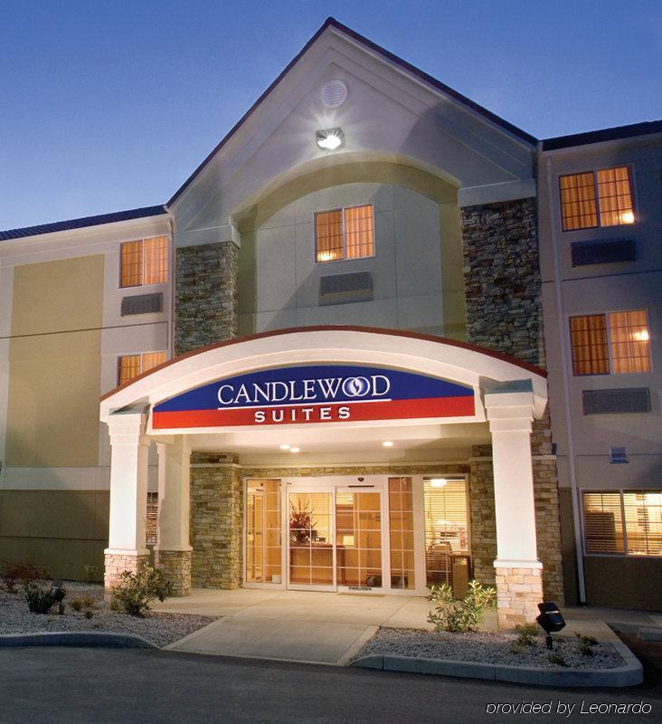 Candlewood Suites Milwaukee Brown Deer, An Ihg Hotel Ngoại thất bức ảnh