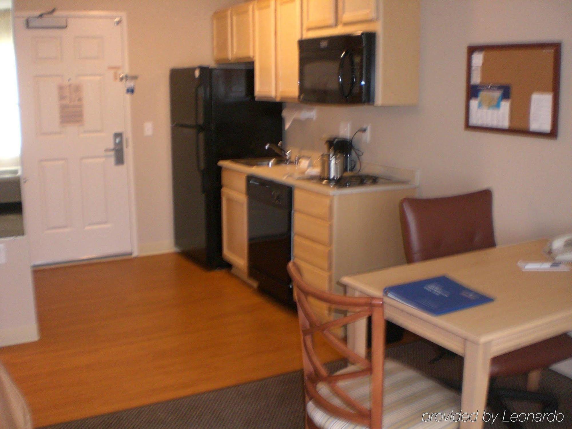 Candlewood Suites Milwaukee Brown Deer, An Ihg Hotel Phòng bức ảnh
